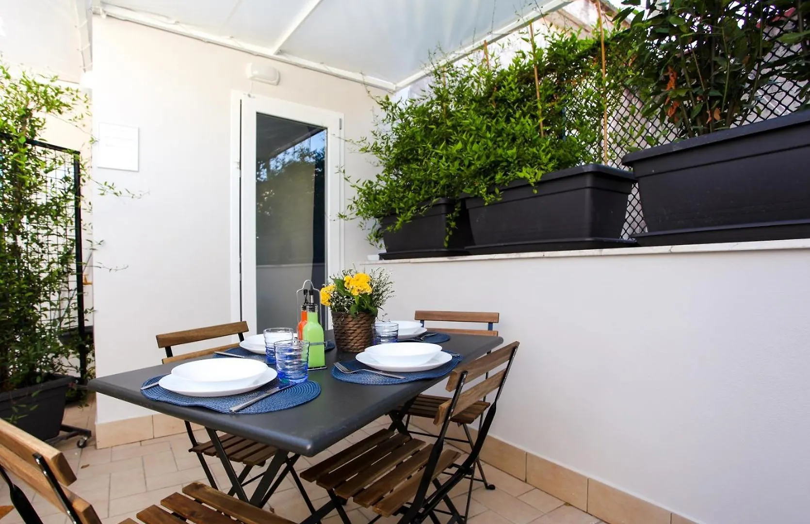 Terrazza Manuela Apartments Quartieri Spagnoli Naples 0*,
